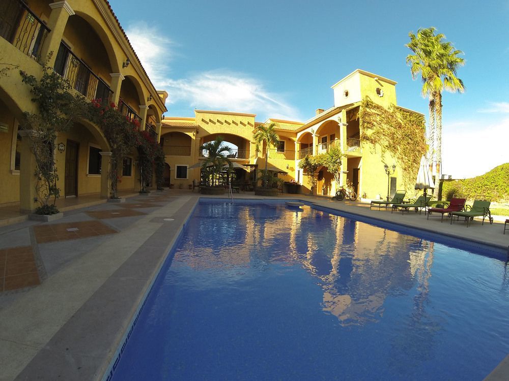 Hacienda Suites Loreto Exterior photo