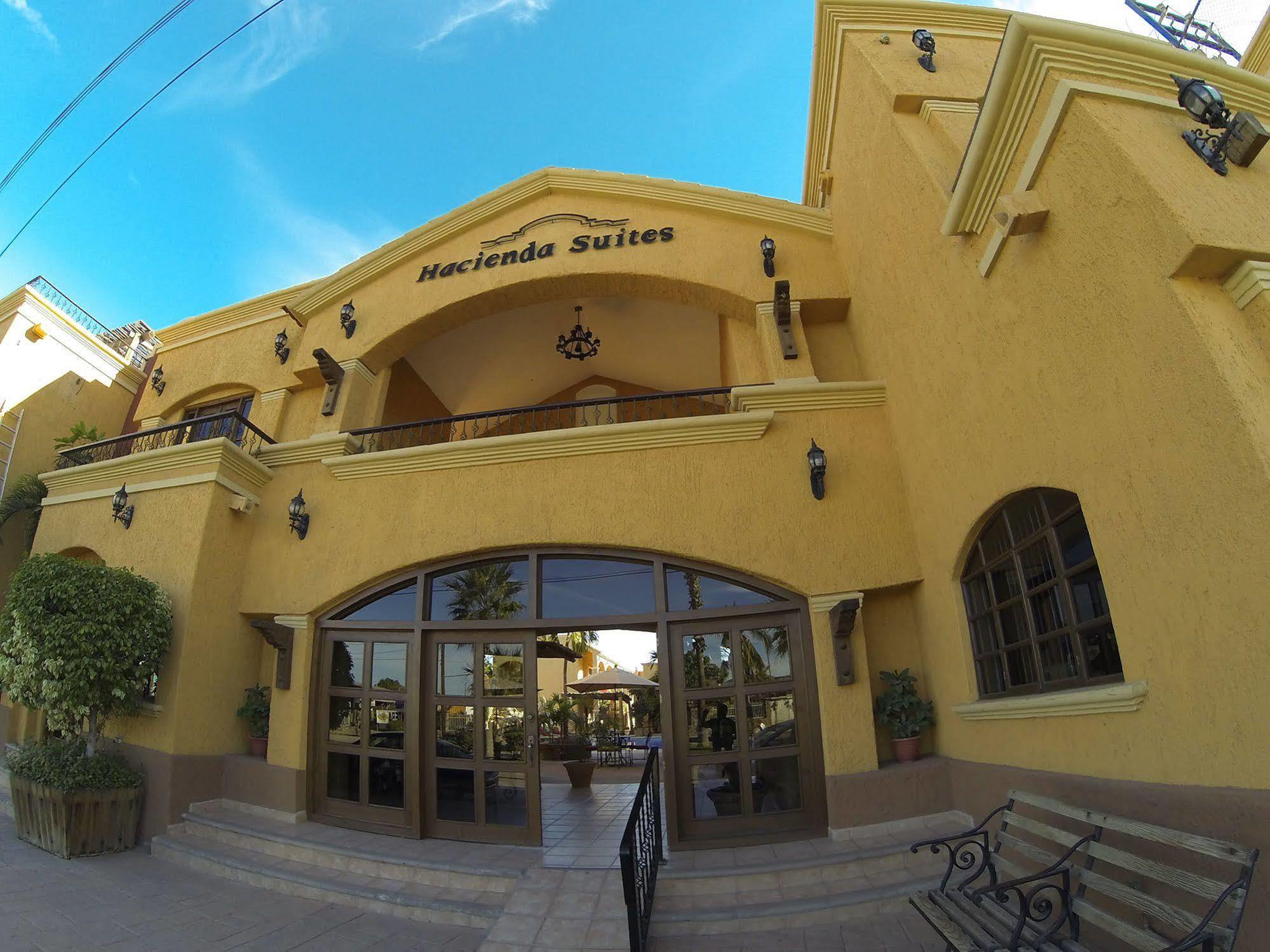 Hacienda Suites Loreto Exterior photo